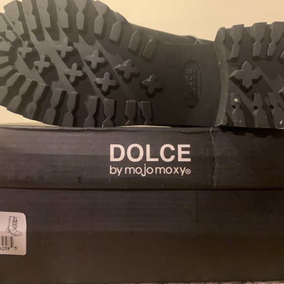 Dolce Boot - Picture 4 of 4